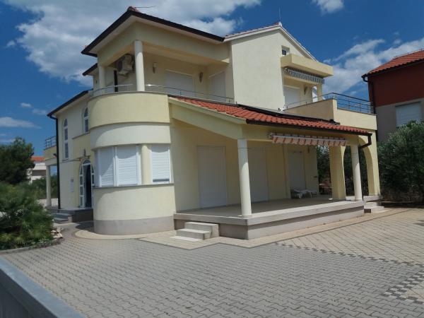 Ferienwohnungen Vodice Appartements Mara Kovačević DirektKroatien.de